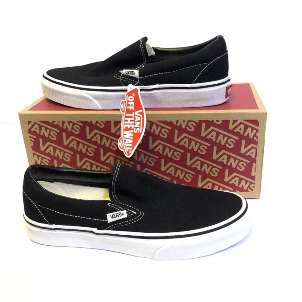 Vans Adult Unisex Classic Slip-On Black VN000EYEBLK Men Size 7 Women Size 8.5